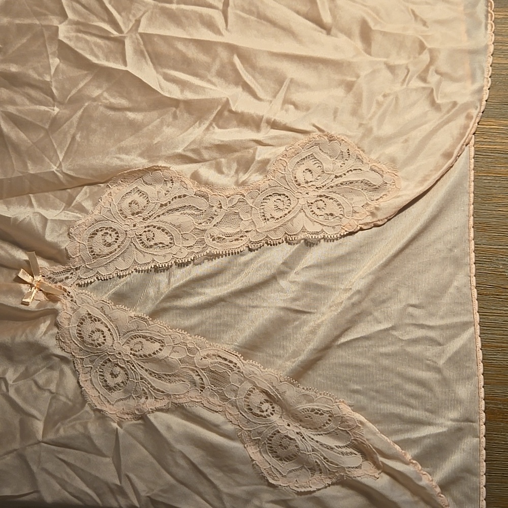 Lovely Bali Slip, Size XL - Picture 7 of 9